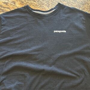 Patagonia Men's Black Shirt
